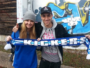 72h- Vor dem Stadion