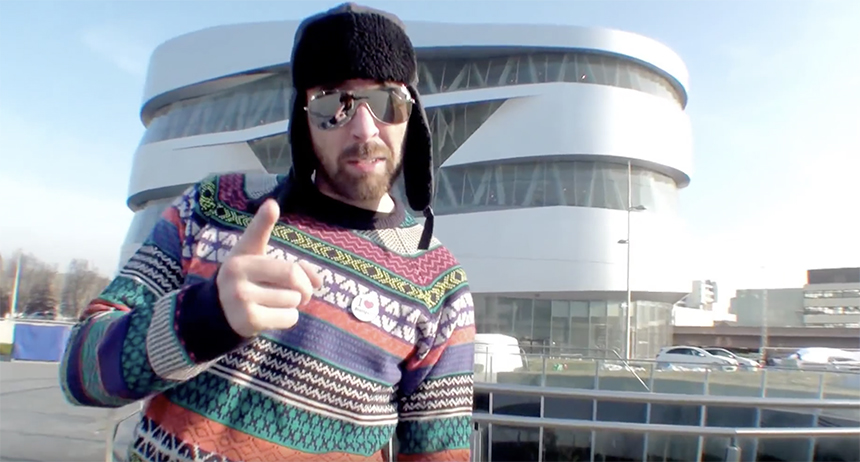 Wir verlosen exklusiv Tickets für die VfB-Sonderausstellung im Mercedes-Benz-Museum Stuttgart und für ein Konzert mit MC Bruddaal nach dem Heimspiel des VfB Stuttgart gegen den FC Augsburg am 01.12.2018 (Foto: MC Bruddaal)