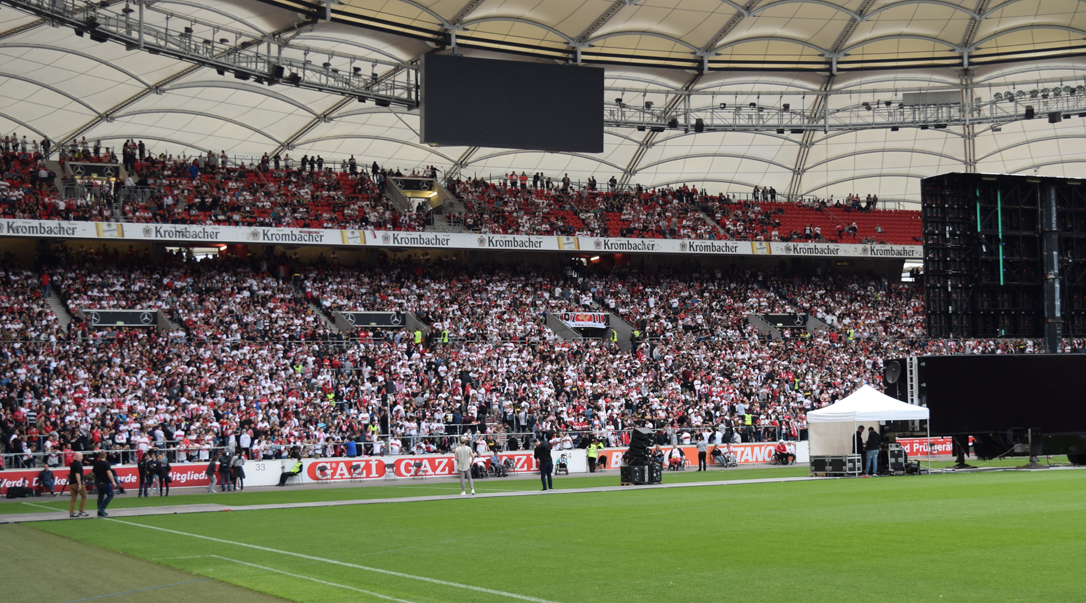 Public-Viewing-Cannstatter-Kurve-Relegation_Foto_STUGGITV