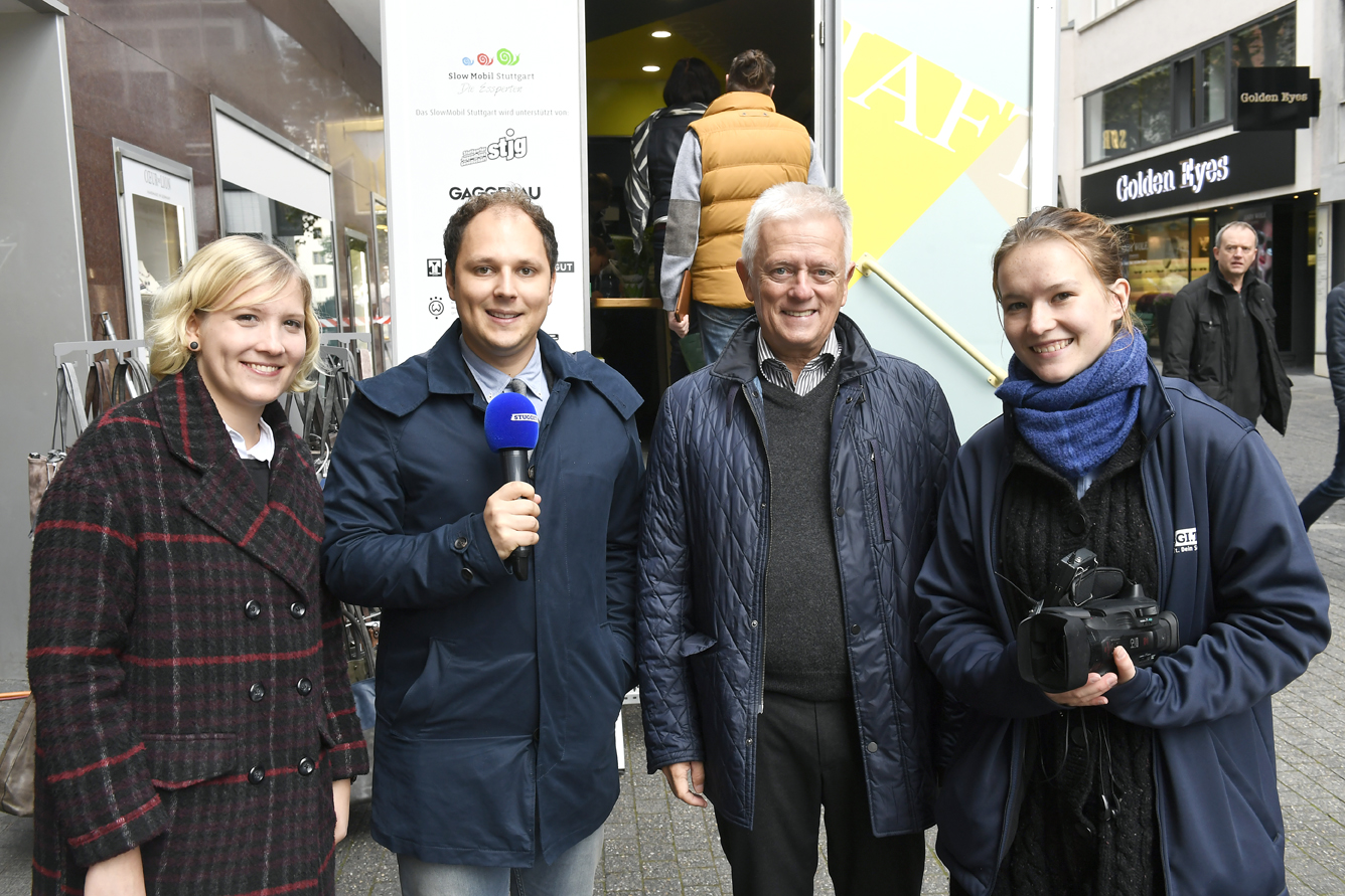 STUGGI.TV und der OB: Stefanie Plapp, Chefredakteur David Rau, OB Fritz Kuhn und Marlies Goes - v.l. (Foto: KD Busch)