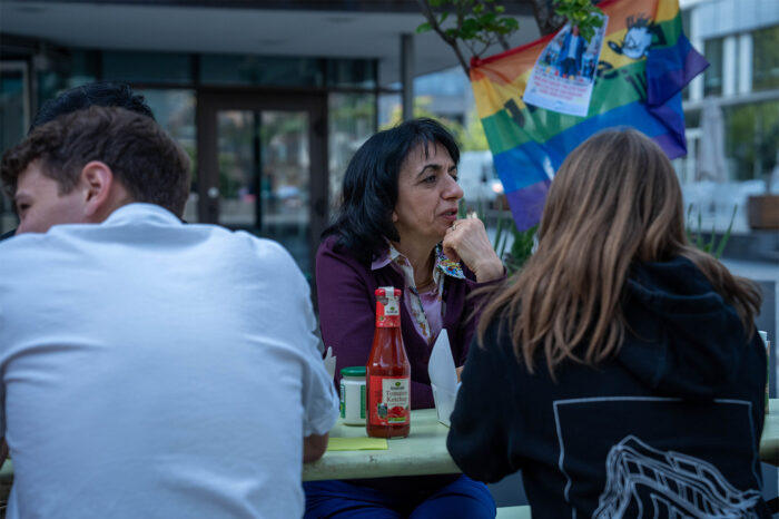 Auf eine Portion Pommes mit der Landtagspräsidentin