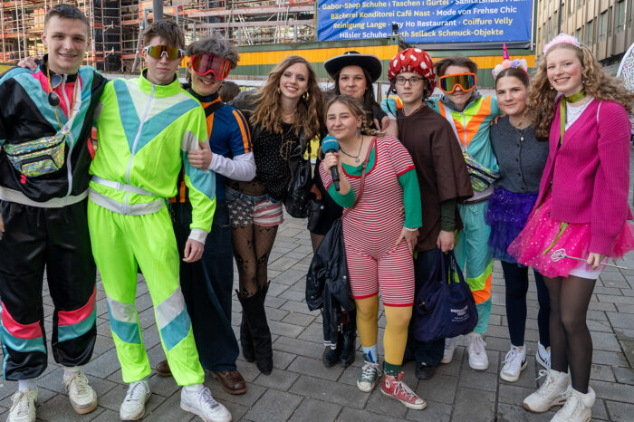 STUGGI.TV-Outfit-Check auf dem Faschingsumzug