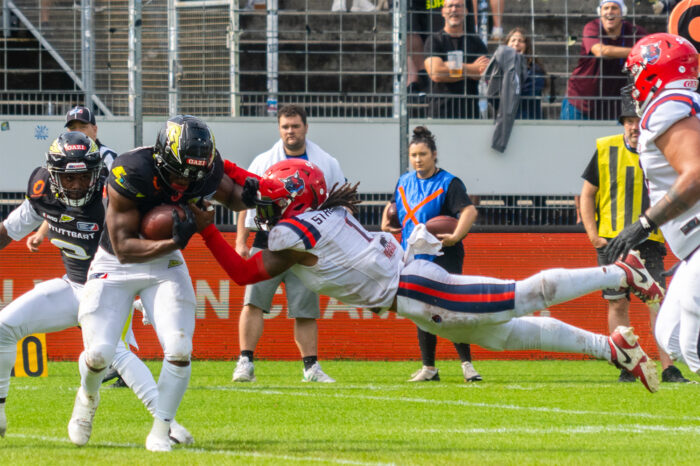 48:0 gegen Hamburg - Surge bleibt zu Hause ungeschlagen