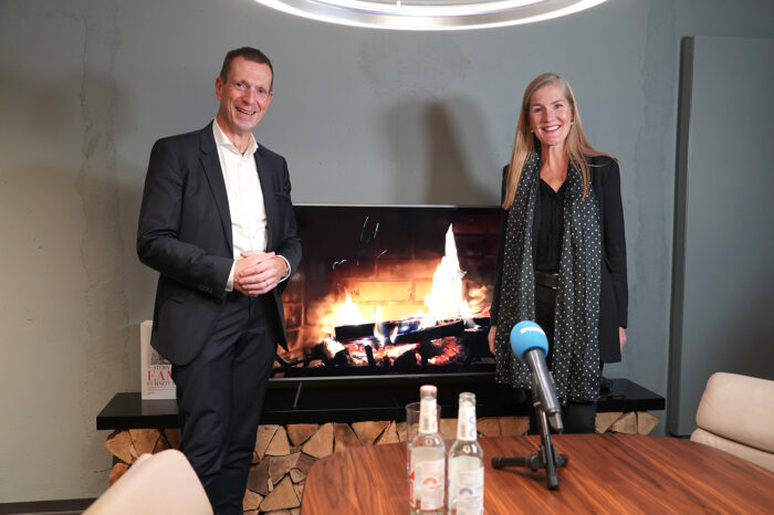 Überraschung am Kamin: CDU-Chef empfängt Veronika Kienzle zum Mittagessen