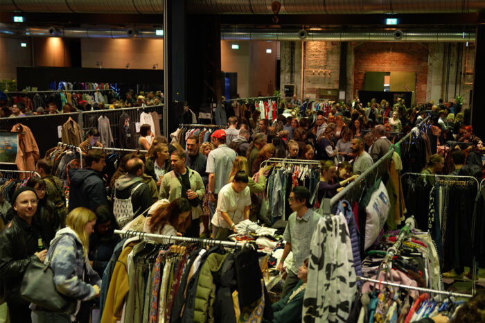 Wie ist der Nachtflohmarkt in den Wagenhallen?