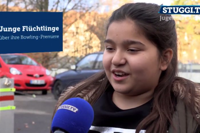 Junge Flüchtlinge und ihre Premiere an der Bowlingbahn