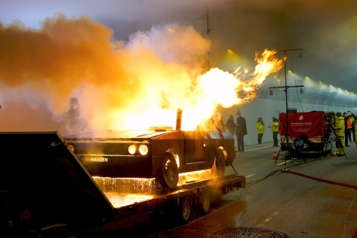 Brennendes Auto im Rosensteintunnel: Besteht der neue Tunnel den Test?