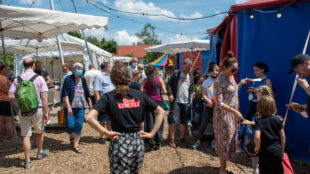 Eingeladen hatte der stadtweit bekannte Jugendzirkus "Circus Circuli"