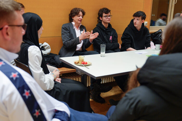 Austausch mit Wählerinnen und Wählern im Jugendhaus Fasanenhof