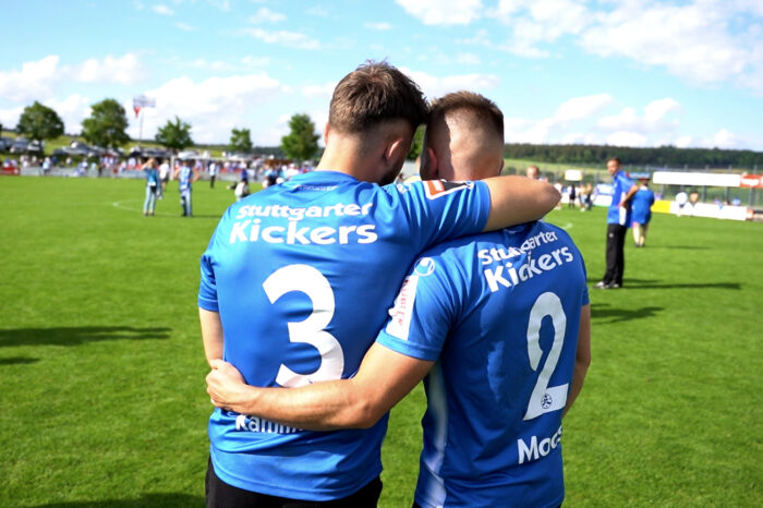Mega-Drama in Dorfmerkingen: Stuttgarter Kickers feiern Aufstieg zu früh