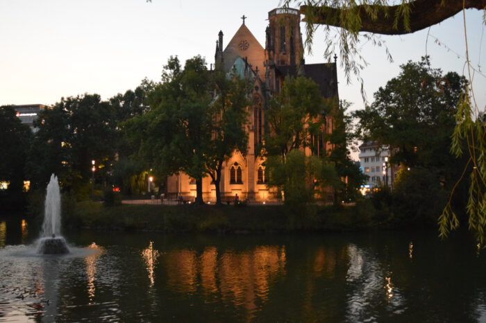 Feuersee und Marienplatz: Stadt verlängert Platzsperren um zwei Wochenenden