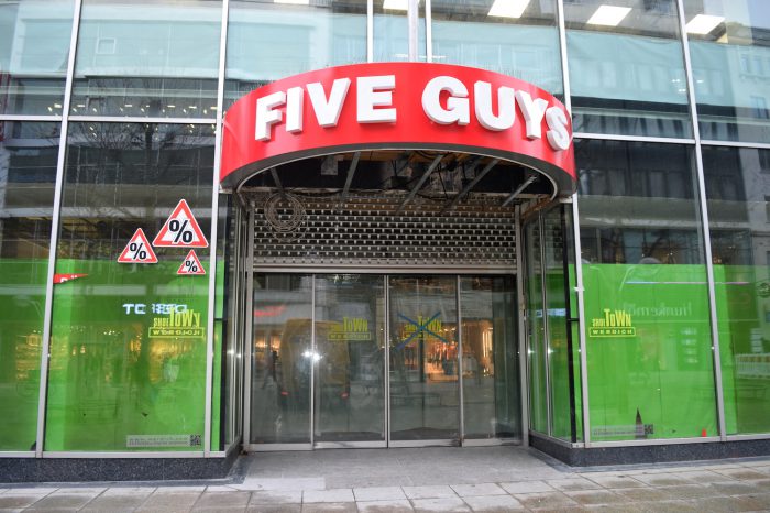 Verspäteter Start: Stuttgarter "Five Guys"-Filiale öffnet erst im Februar