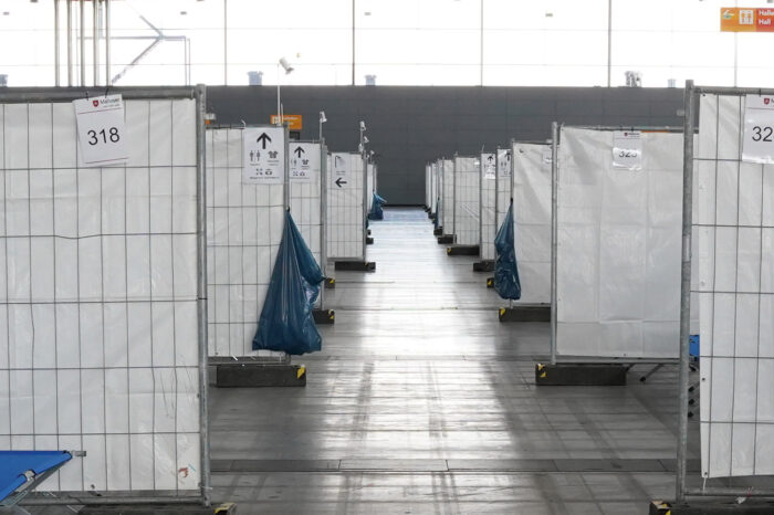 Turnhallen werden wieder zu Unterkünften für Geflüchtete