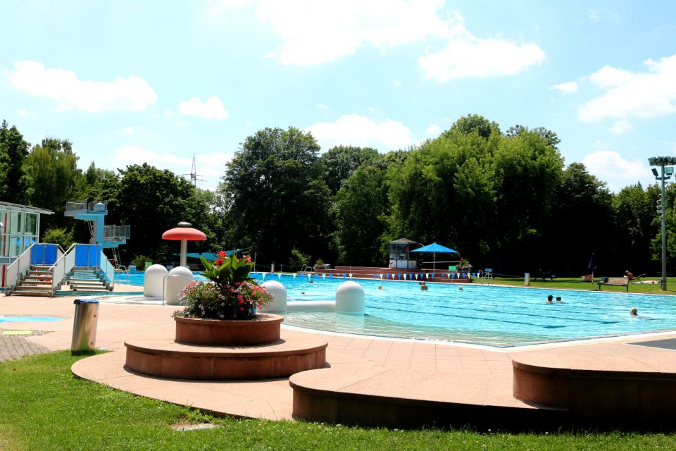 Stuttgarter haben keine Angst vor dem Freibad-Besuch (Foto: STUGGI.TV)