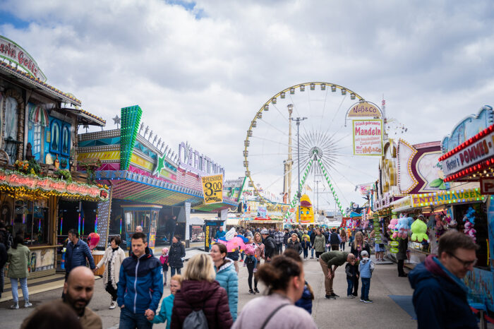 Fehlen die Festzelte auf dem Stuttgarter Frühlingsfest light?