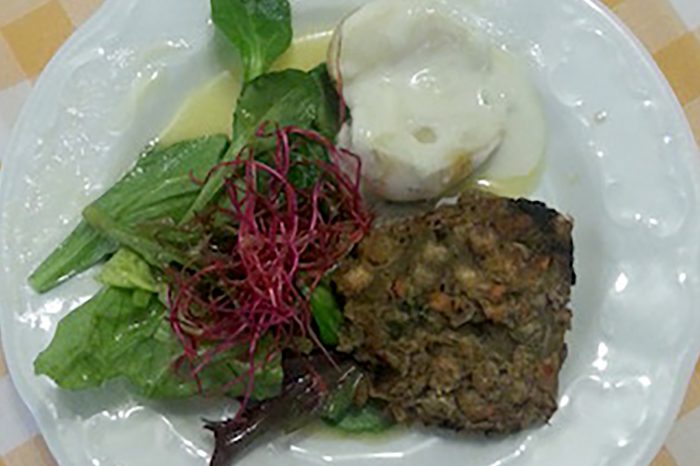 Mehr Vegi statt Fleisch: Jugendrat möchte gesünderes Essen in Schulküchen