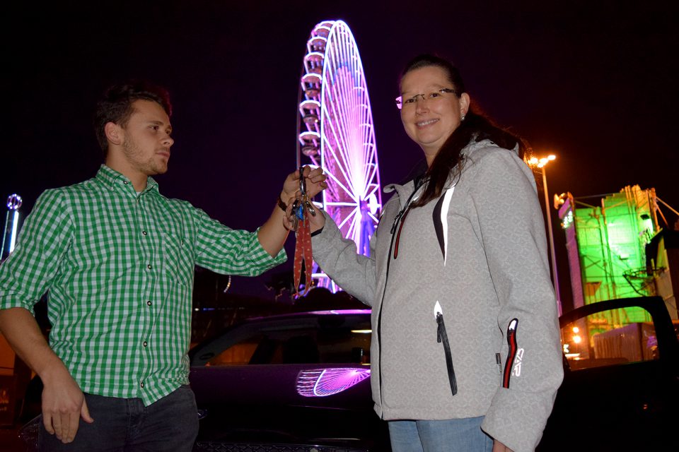 Die Heimweghilfe auf dem Cannstatter Wasen hat so manchem Volksfest-Besucher den sicheren Nachhauseweg beschert. (Foto: STUGGI.TV/Rau)