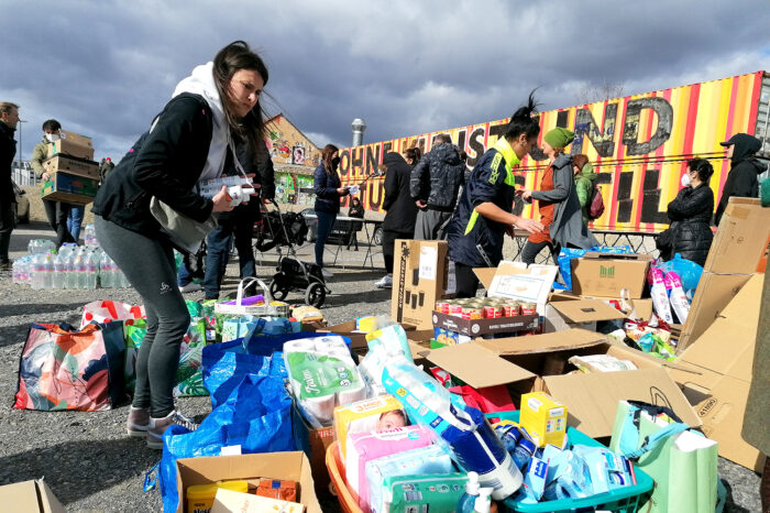 Stuttgart hilft schnell: Laster mit Sachspenden für Kriegsopfer auf dem Weg in die Ukraine