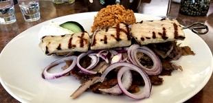 Das Restaurant Ilysia am Bubenbad lockt mit griechischen Speisen nach Stuttgart-Ost (Foto: STUGGI.TV)