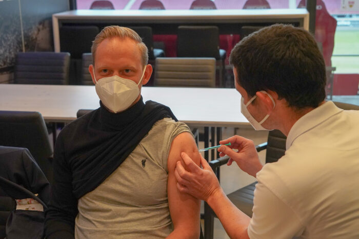 Fotogalerie: 24h-Impfaktion in der Mercedes-Benz Arena gestartet