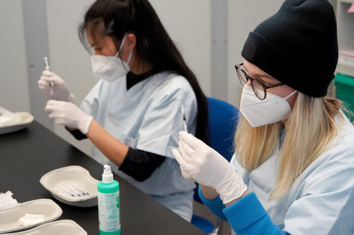 Neue Impfambulanz in der Schleyerhalle ist gestartet