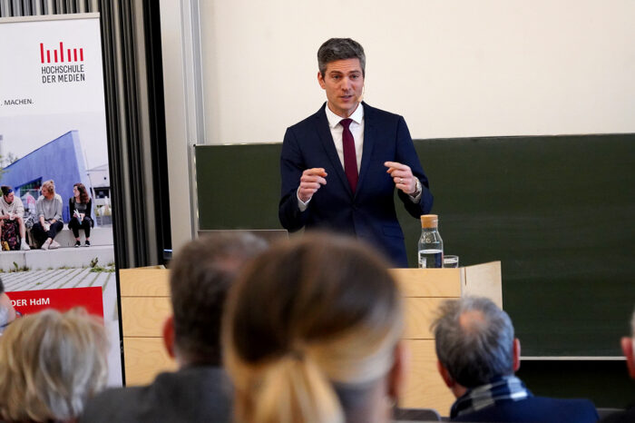 So lief die Antrittsvorlesung von Ingo Zamperoni an der Hochschule der Medien