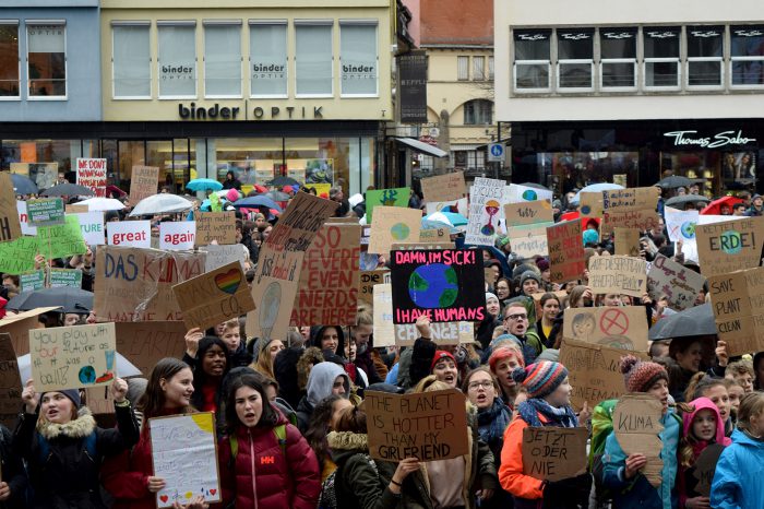 Fridays for Future: Tausende Schüler demonstrieren für Klimaschutz