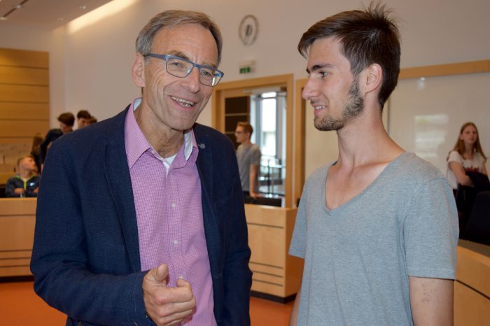 Jugendrat Stuttgart diskutiert die Sicherheitslage der Stadt