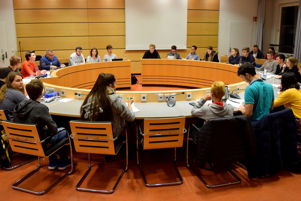 Der Jugendrat fordert Nachtbusse (Foto: STUGGI.TV).