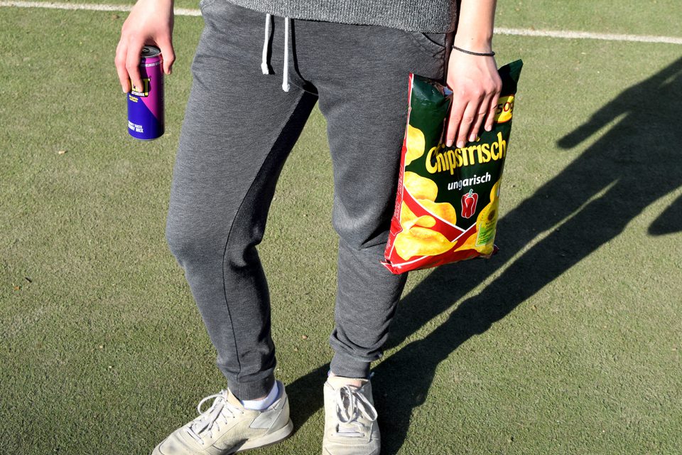 Jogginghosen-Verbot in Schulen: Richtig oder übertrieben? (Foto: STUGGI.TV)