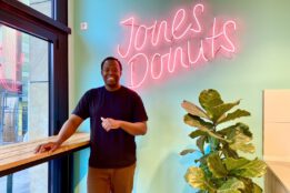 Chef Jones in seinem Lokal Jones Donuts