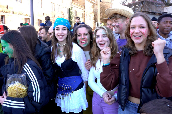 Faschingsumzug in Stuttgart: Wie gut ist die Stimmung wirklich?