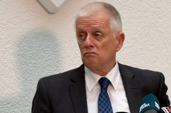 "Das ist asozial": OB Fritz Kuhn reagiert auf "Corona-Party" in Zuffenhausen