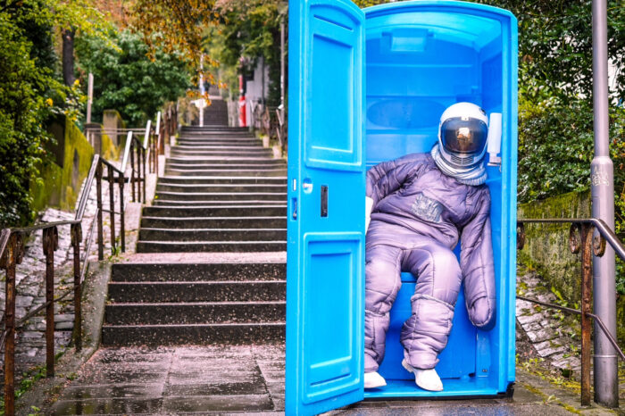 Mit Dixiklo und Astronaut: Neues "Lokstoff"-Stück geht an den Start