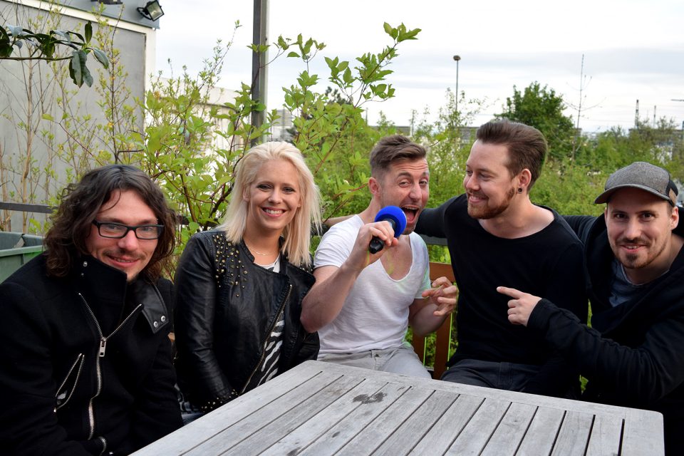 Luxuslärm im Interview. Foto: Goes/STUGGI.TV