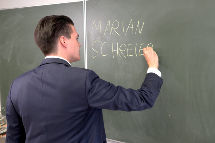 Fragenhagel zur OB-Wahl mit Marian Schreier