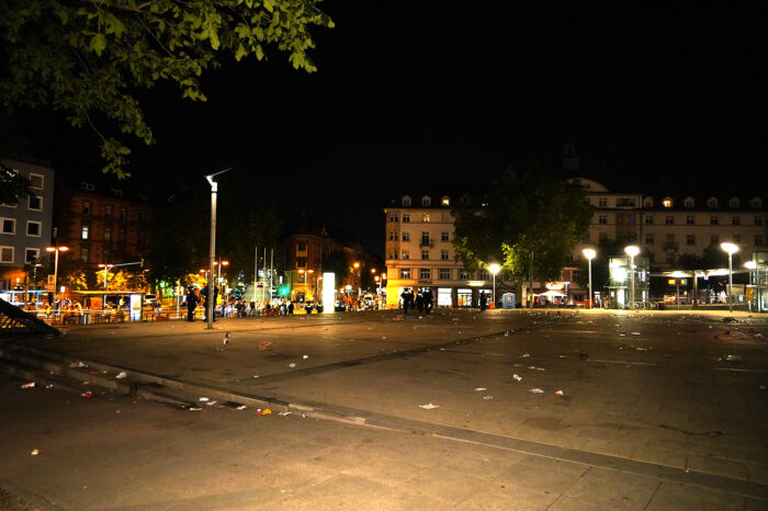 Stadt Stuttgart verhängt erneut Platzsperre für Feuersee und Marienplatz