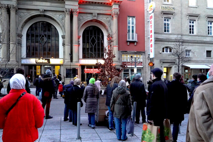 Die Hoffnung auf die Rettung des Metropol-Kinos bleibt