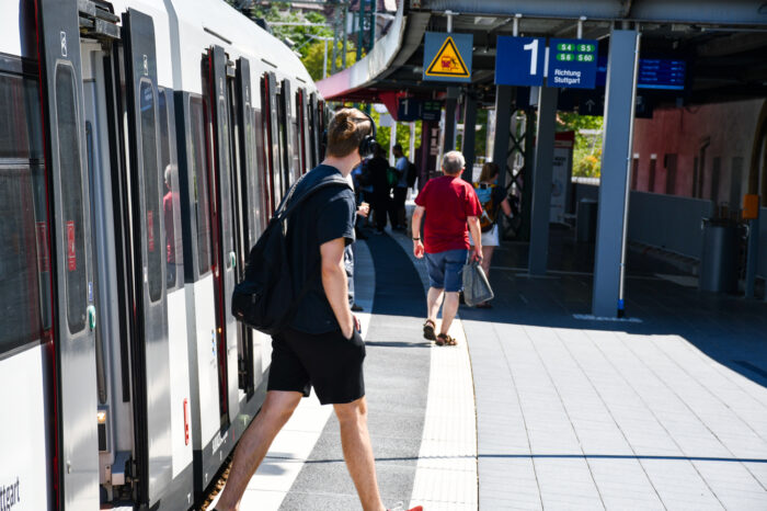 S-Bahn-Chaos in Stuttgart: Zahlreiche Ausfälle und Verspätungen bis Freitag