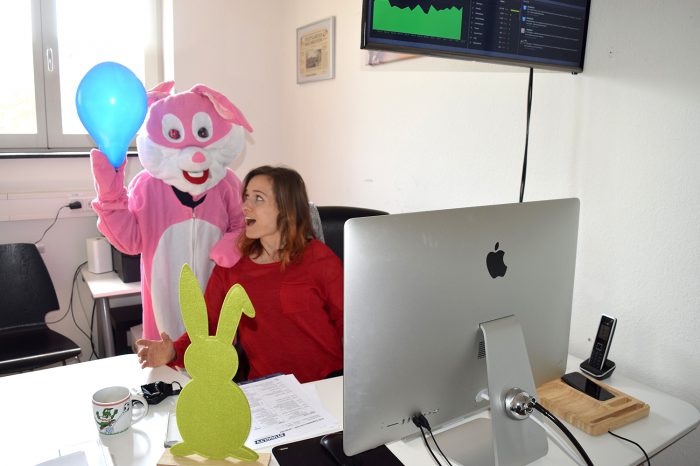 Die coolsten Osterbräuche: Wenn Kirchenglocken Eier bringen