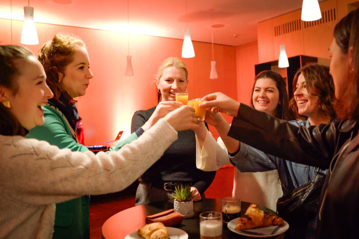 Palais Avant: Feiern vor der Arbeit im StadtPalais