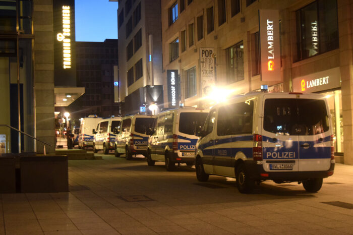 News-Update vom Dienstag: Trotz Krawallnacht - Stuttgart stellt Sicherheits-Rekord auf