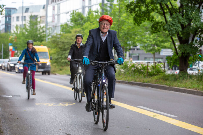 Radweg auf der Theo: Pop-Up-Bike-Lane wird wieder abgebaut