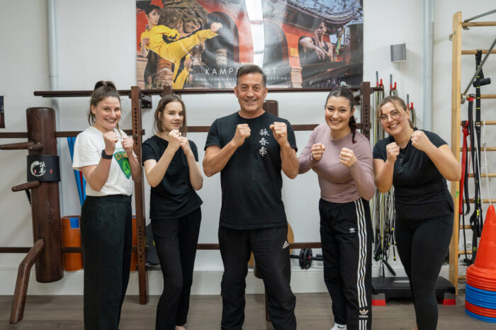 Vorbereitet im Ernstfall: Selbstverteidigungskurs für Frauen in Stuttgart