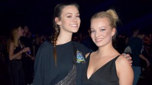 Jennifer und Jasmin testen für STUGGI.TV das SEMF-Festival 2018 auf der Messe Stuttgart (Foto: STUGGI.TV).