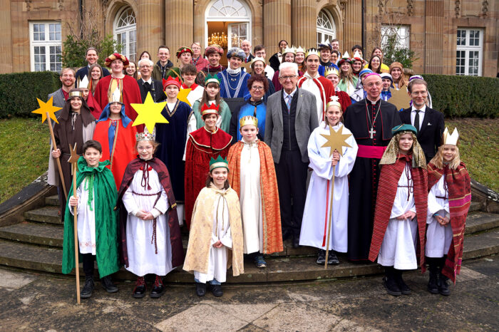 Sternsinger werden von Ministerpräsident Kretschmann empfangen