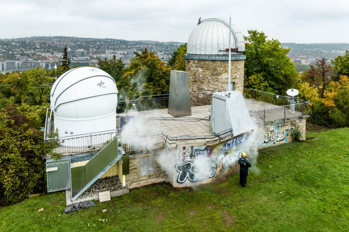 Sternwarte Stuttgart wird zum 100. Geburtstag gereinigt