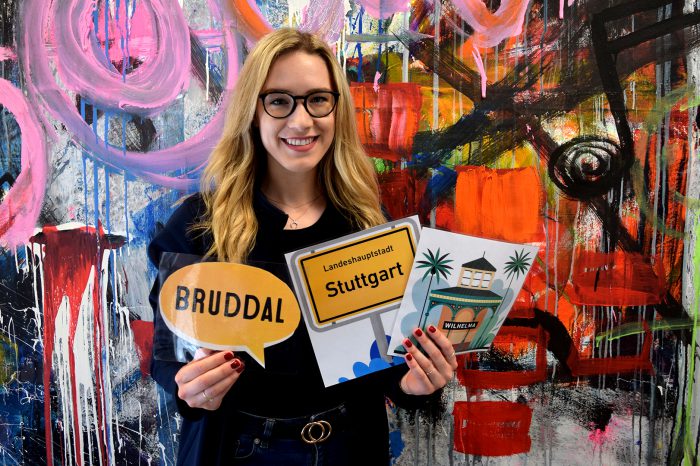 „Stumojis“: Wie kommen die Stuttgart-Emojis auf der Königstraße an? (Foto: STUGGI.TV)