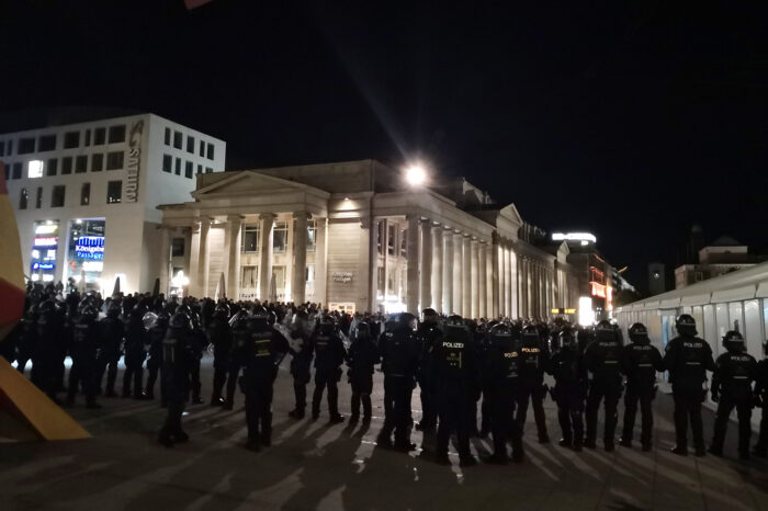 Randale-Nacht vom Samstag: Wie sinnvoll ist ein Verweilverbot in der Innenstadt?