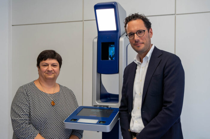 Stadt Stuttgart stellt brandneue Terminals für Passdokumente vor